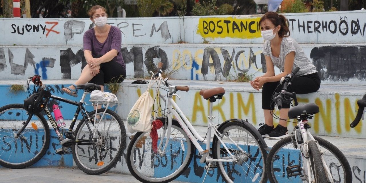 İstanbul’da Ulaşımda Korona Virüsüne Karşı Gönüllü Bisiklet Elçileri