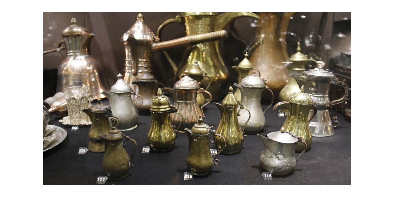 Fabrikaların Ortasında ’topkapı Sarayı’