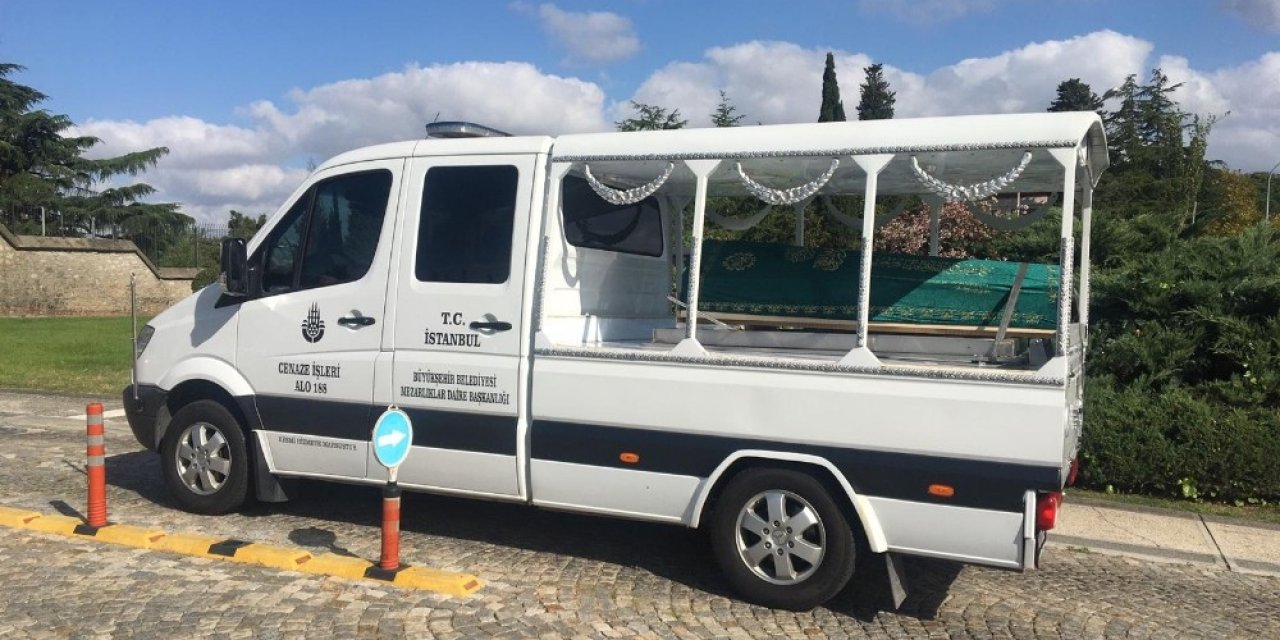 Suna Kıraç’ın Cenazesi Koç Holding’e Getirildi