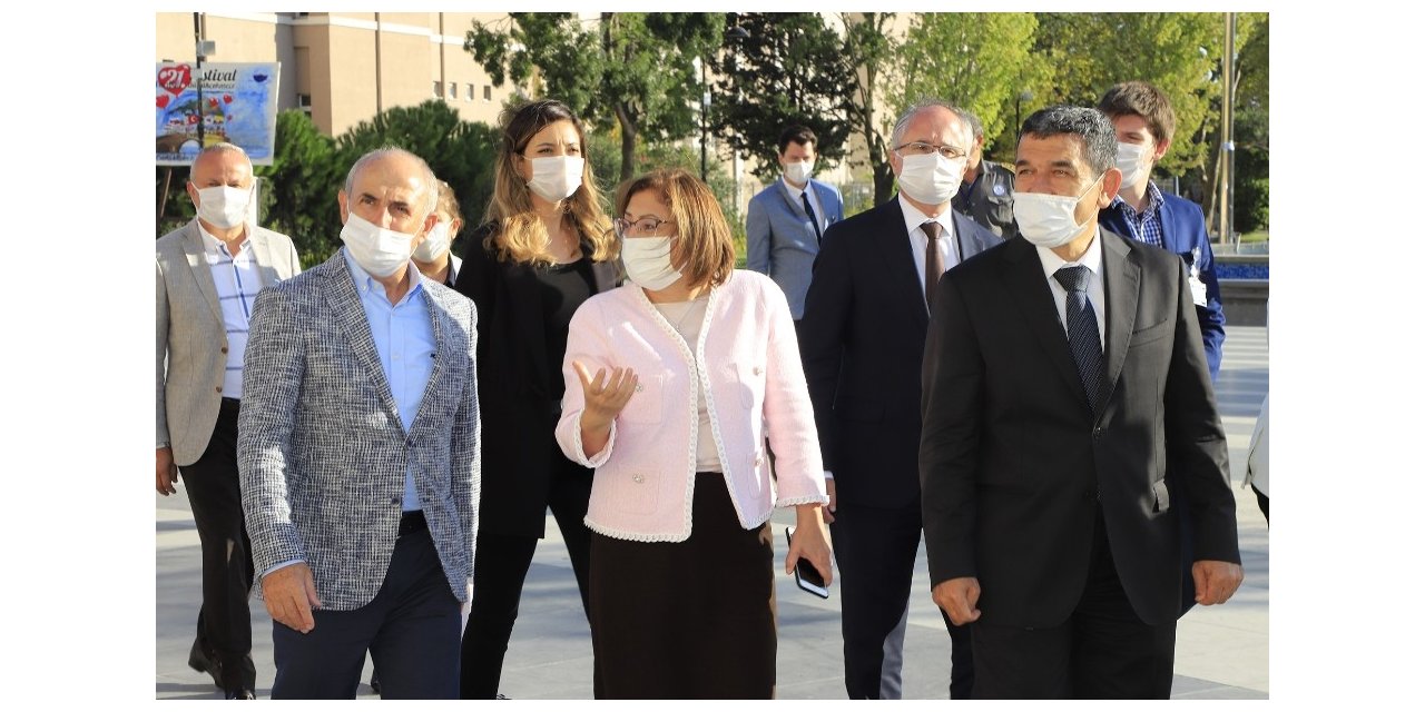 Başkan Akgün, Tbb Başkanı Fatma Şahin’i Ağırladı