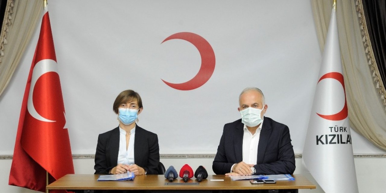 Sağlık Çalışanlarına 200 Bin Dolarlık Koruyucu Ekipman Desteği