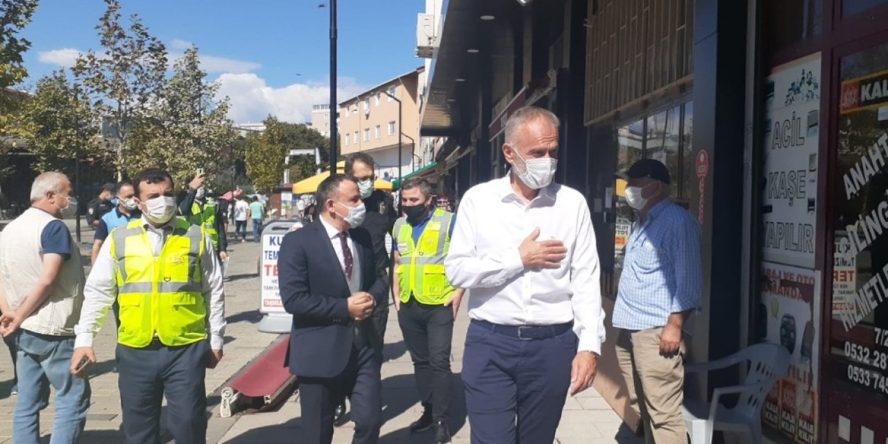 Çekmeköy’de Kaymakam Ve Belediye Başkanından Korona Virüs Denetimi