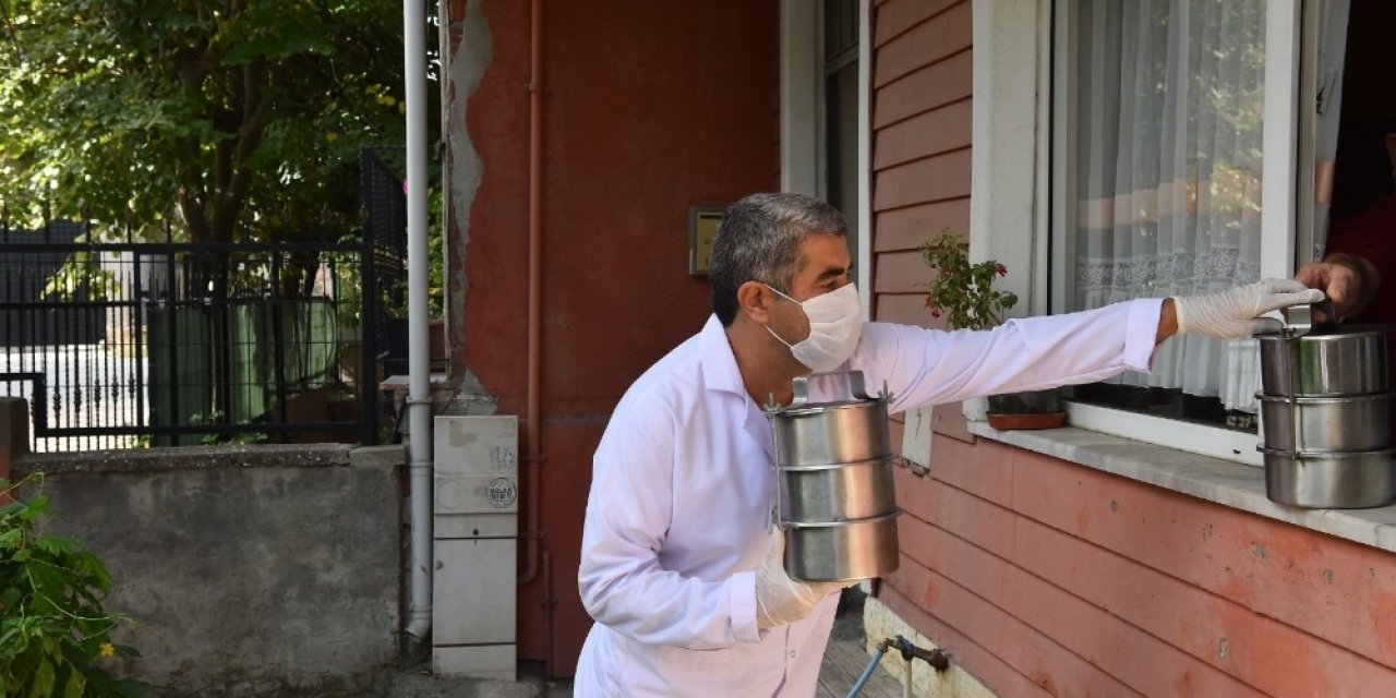 Avcılar’da Dayanışma Ruhu Devam Ediyor