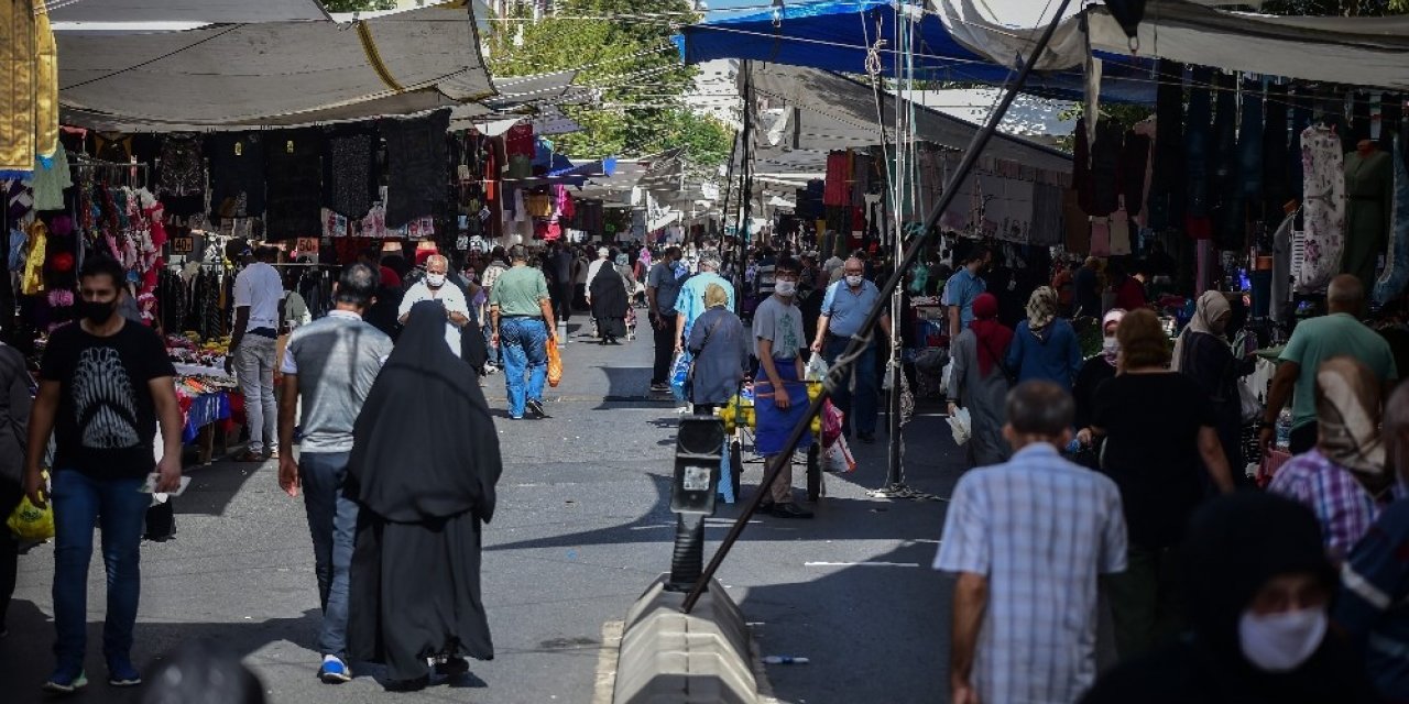 İstanbul’da Semt Pazarlarına Koronavirüs Denetimi