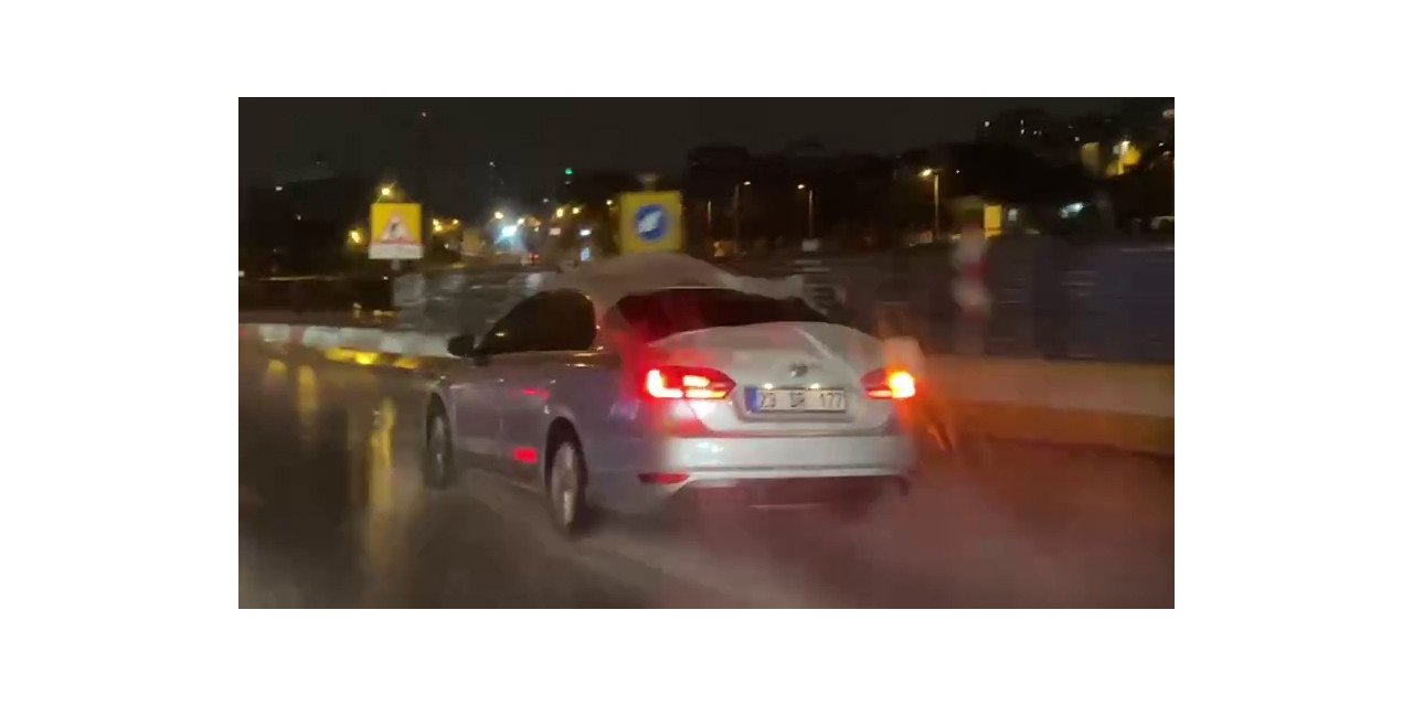 İstanbul’da Doluya Karşı Otomobiline Balonlu Naylon Sararak Seyahat Etti