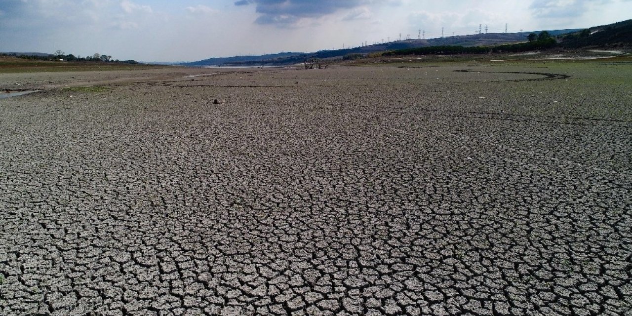 İstanbul’da Ektili Olan Sağanak Yağmur Barajlara Etki Etmedi