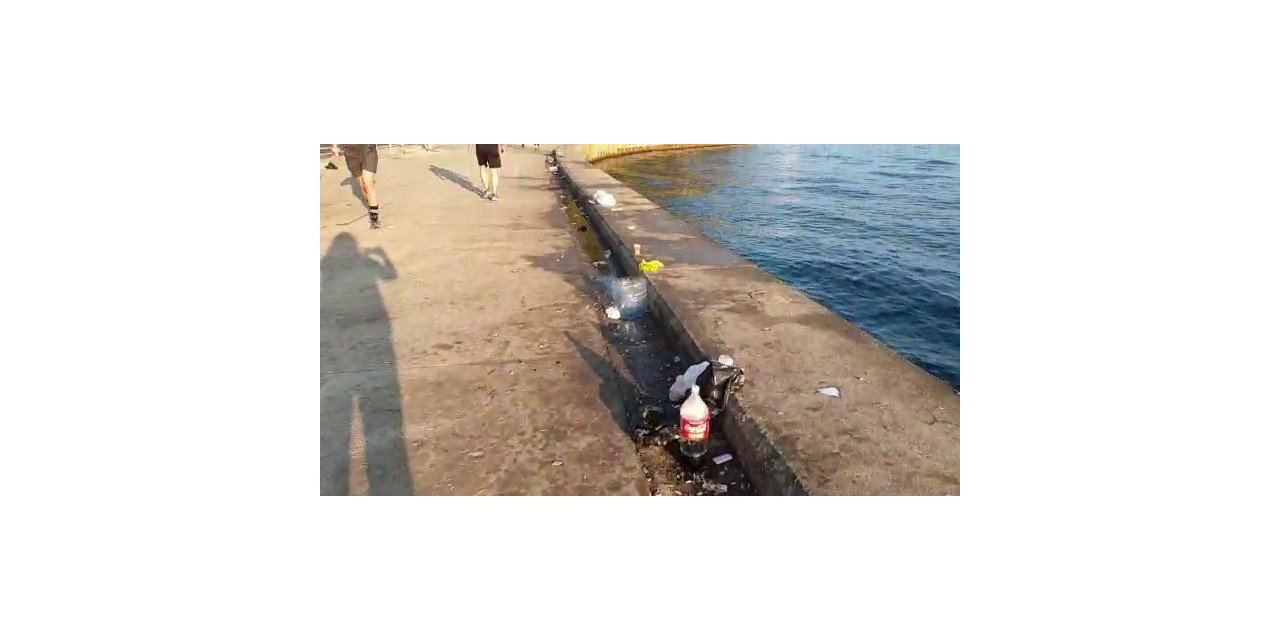 Olta Balıkçılarının Bıraktığı İdrar Şişeleri Pes Dedirtti