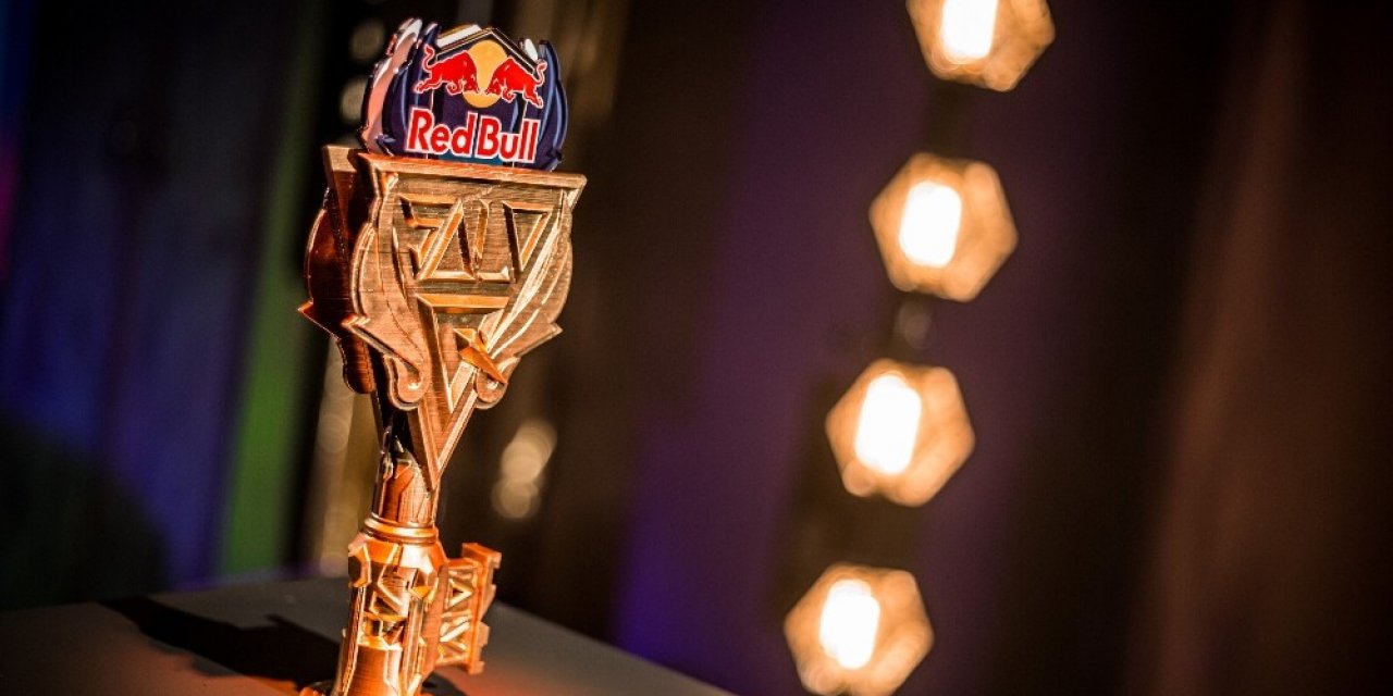 1v1 Lol Turnuvasının Final Heyecanı İçin Geri Sayım Başladı