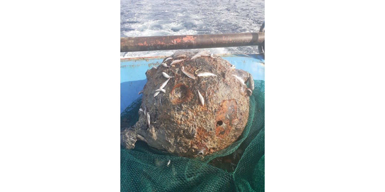 Rumeli Feneri Açıklarında Balıkçıların Ağına Mayın Takıldı