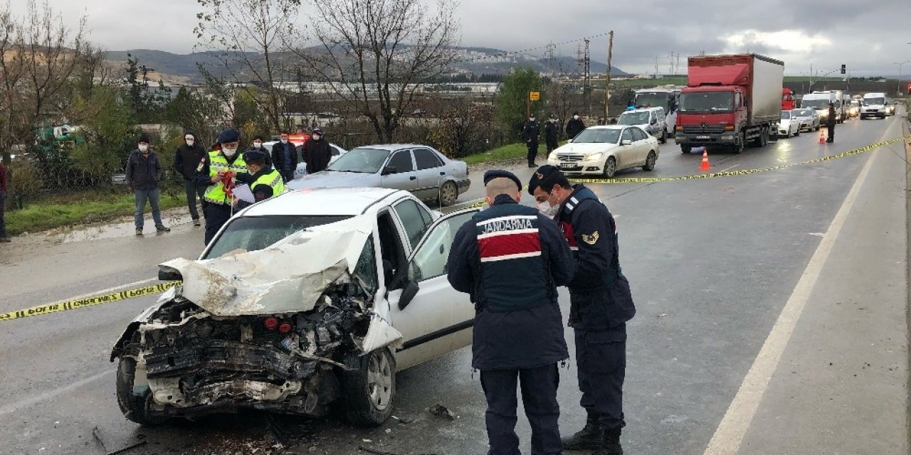 Hafriyat Kamyonuna Arkadan Çarpan Sürücü Hayatını Kaybetti