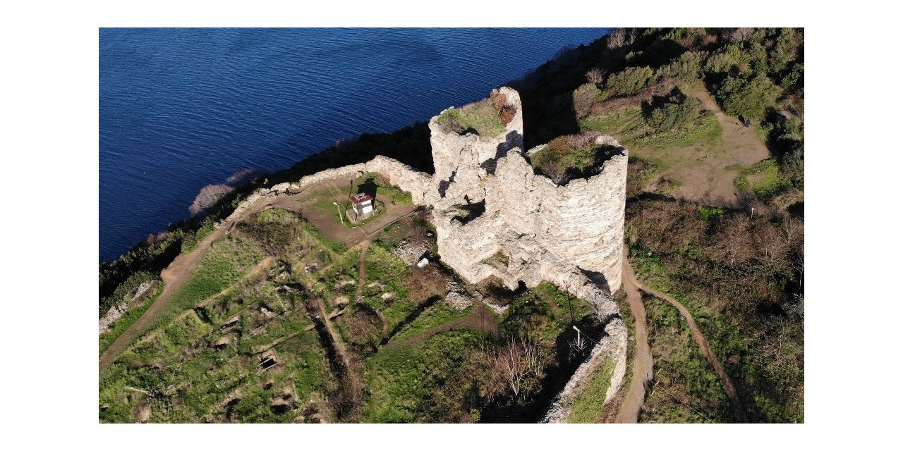 Unesco Listesindeki Tarihi Kale Harabeye Döndü