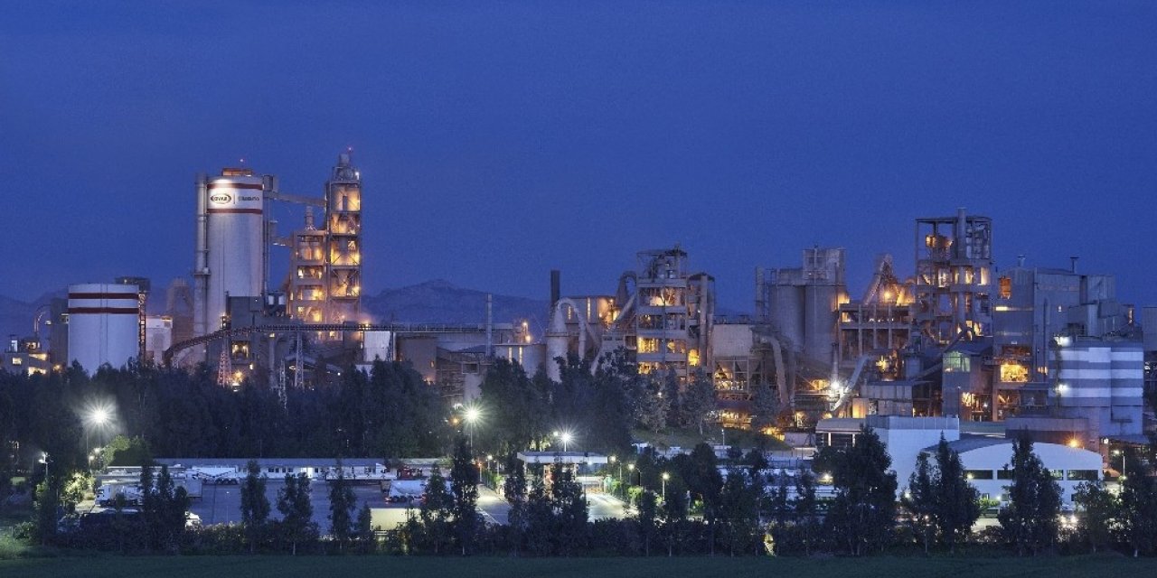 Oyak Beton, Oyak Çimento Fabrikaları İle Birleşti