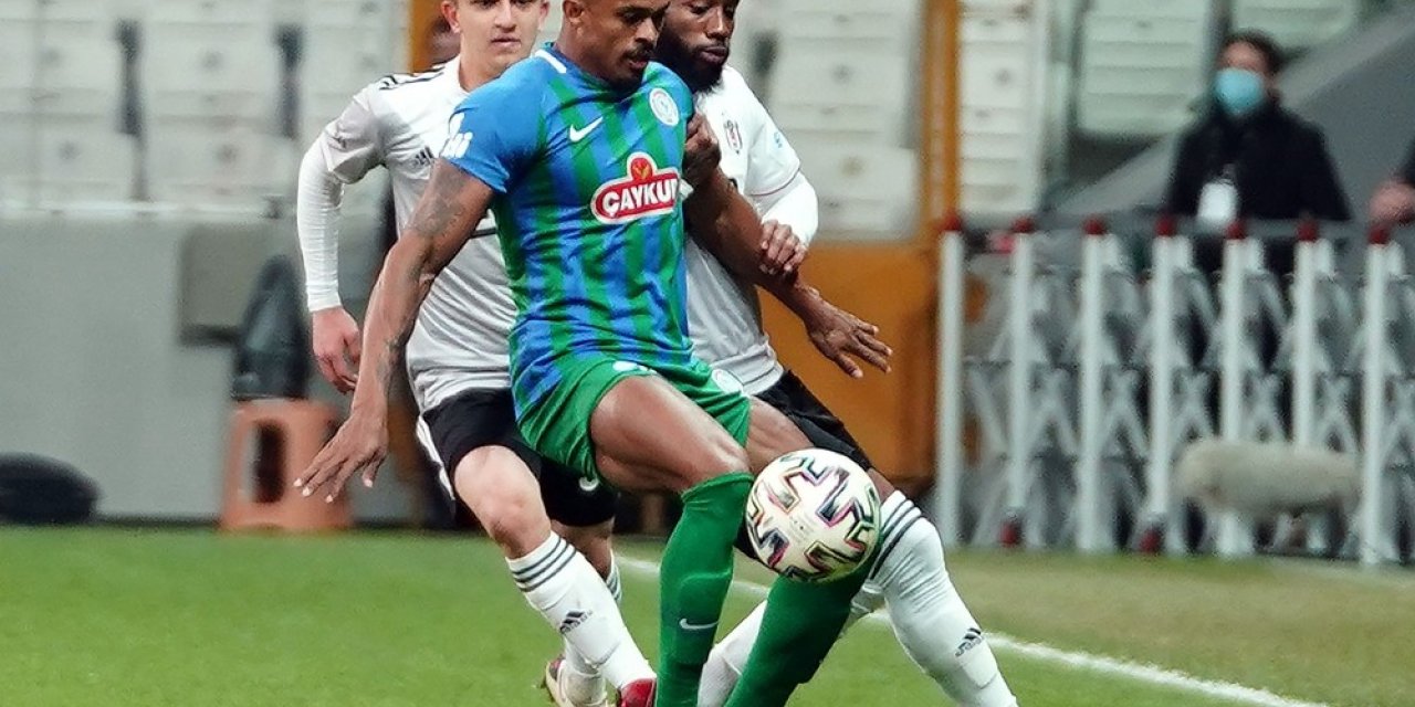 Süper Lig: Beşiktaş: 2 - Çaykur Rizespor: 0 (ilk Yarı)