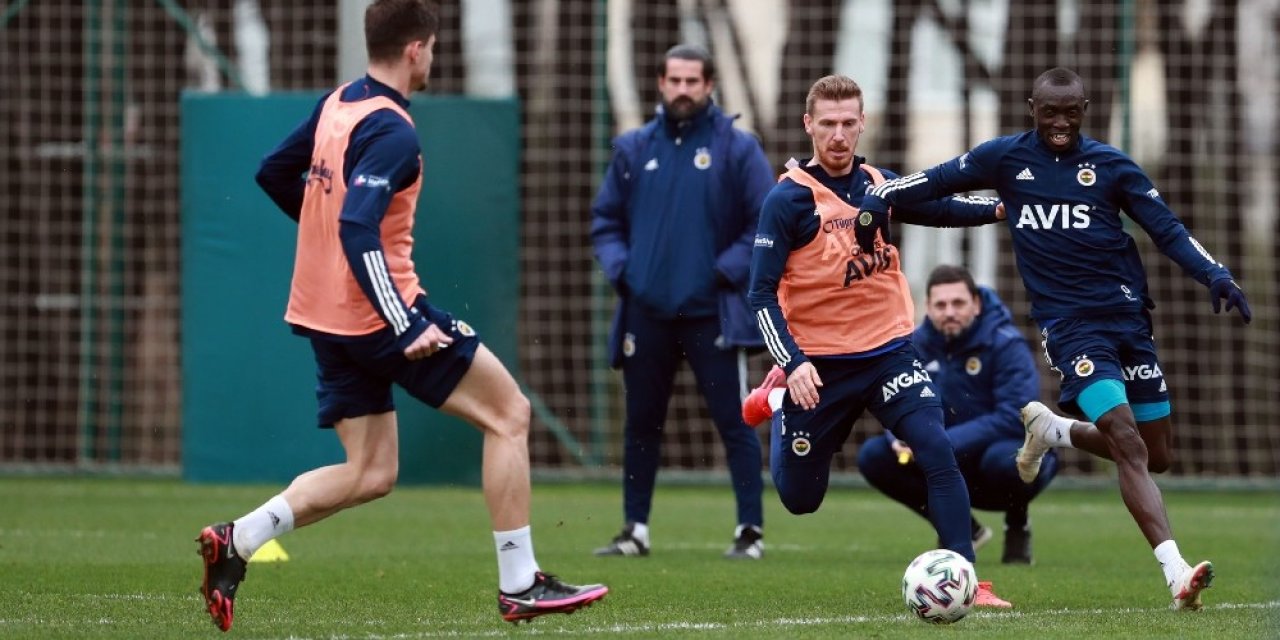 Fenerbahçe, Kasımpaşa İle Oynayacağı Kupa Maçı Hazırlıklarına Başladı