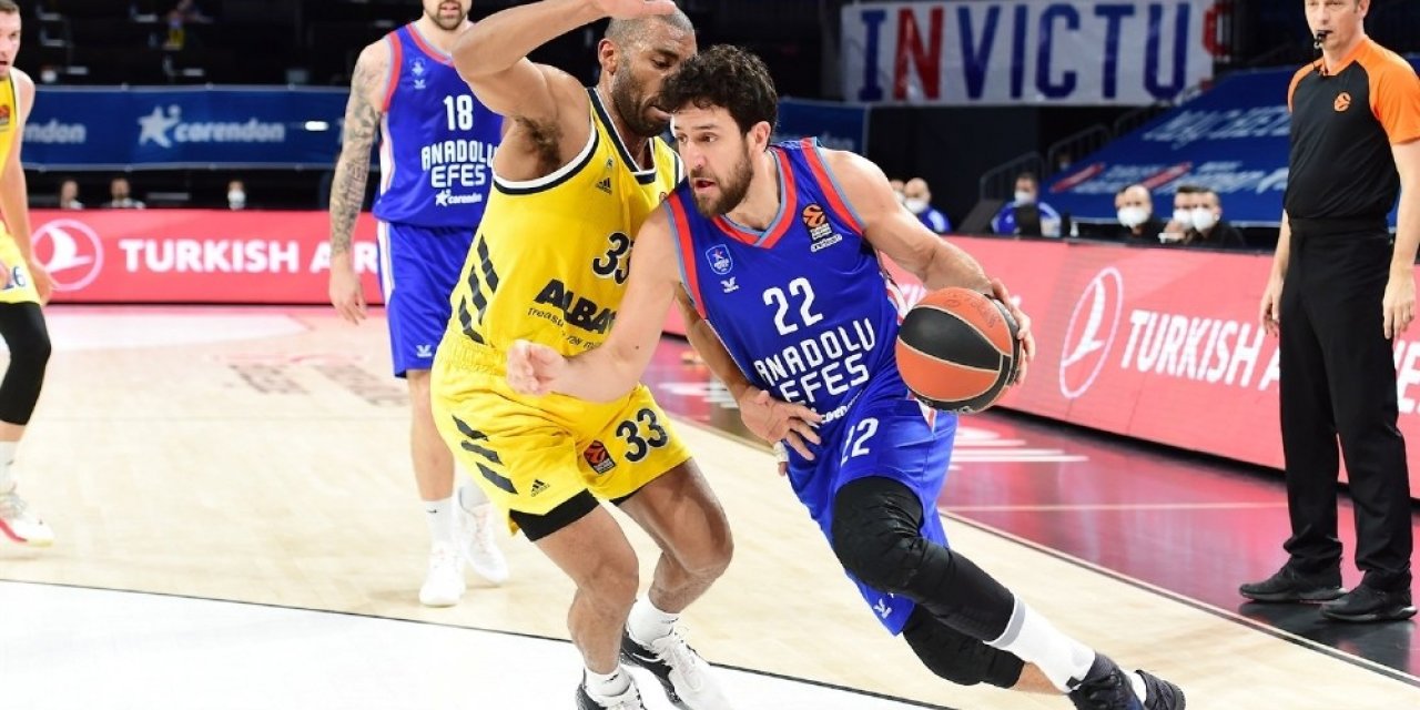 Thy Euroleague: Anadolu Efes: 84 - Alba Berlin: 76