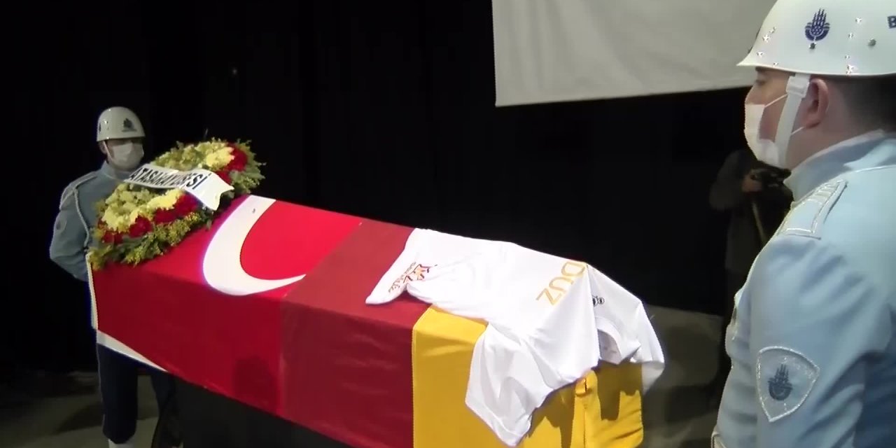 USTA OYUNCU RASİM ÖZTEKİN SON YOLCULUĞUNA UĞURLANDI