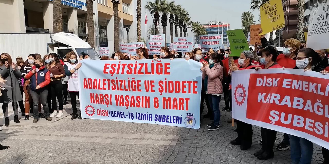 İZMİR'DE KADINLAR SES VERDİ: "KADIN İSTİHDAMI BİR YILDA YÜZDE 8,2 AZALDI"