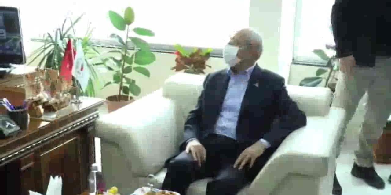 CHP LİDERİ KILIÇDAROĞLU UŞAK'TA ÜRETİCİYE SÖZ VERDİ: "VALLAHİ DE BİLLAHİ DE BU MEMLEKETİ DÜZELTECEĞİM"