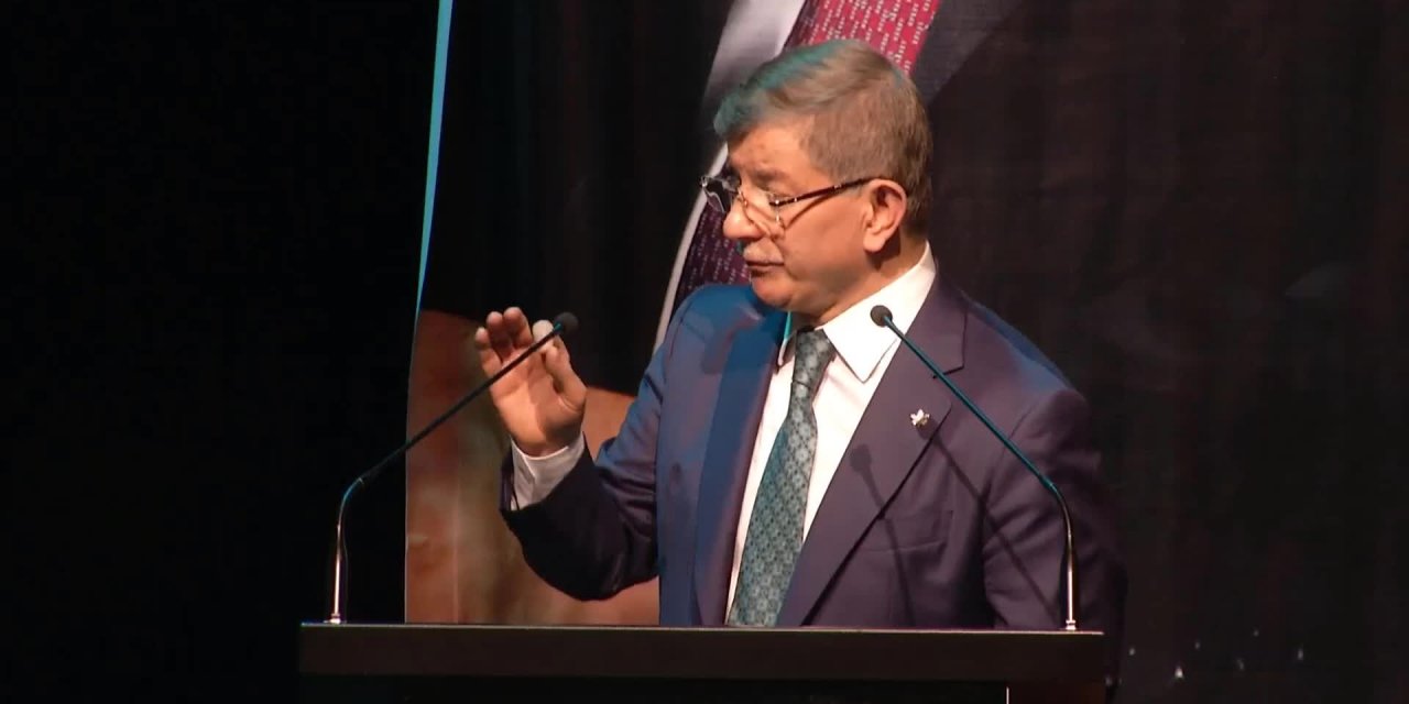 DAVUTOĞLU'NDAN ERDOĞAN'A TEPKİ: " BU HAYAT PAHALILIĞININ SORUMLUSU SİZSİNİZ"