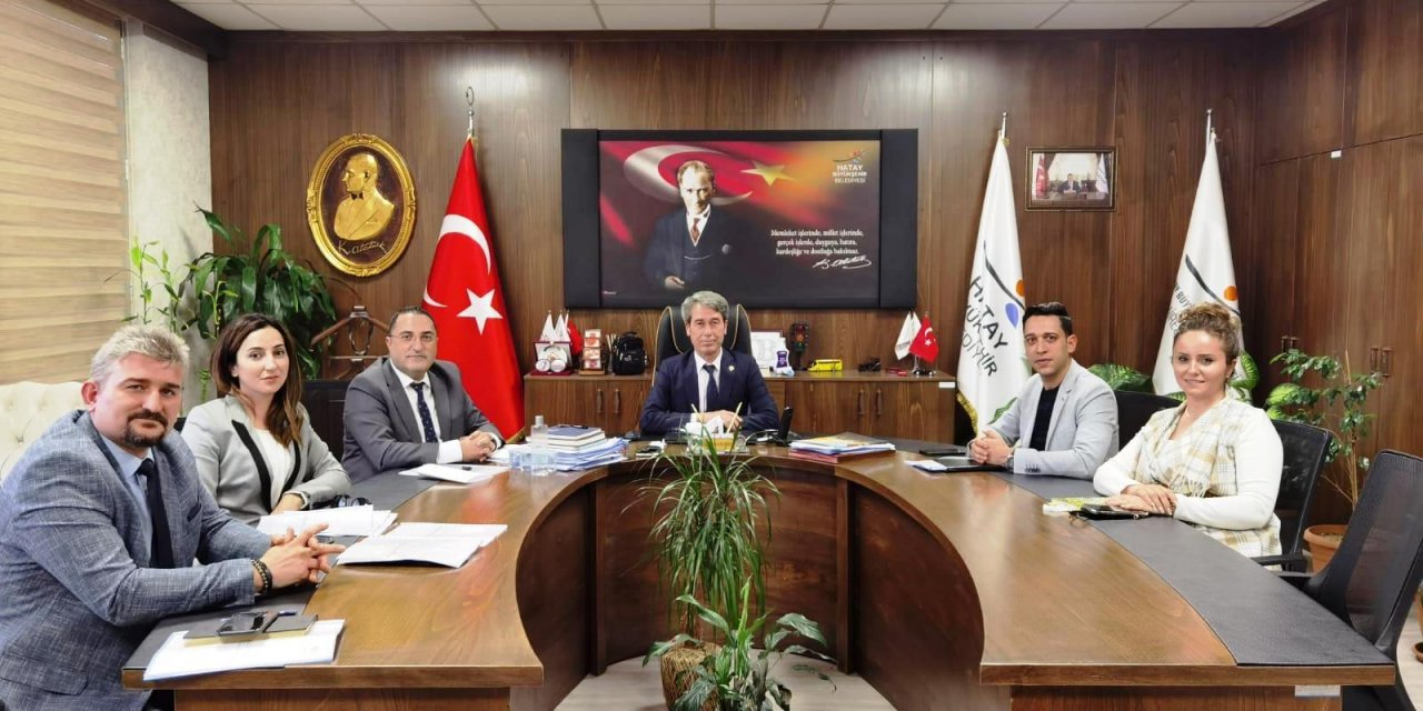 HATAY BÜYÜKŞEHİR VE İSTANBUL BÜYÜKŞEHİR BELEDİYESİ'NDEN RAYLI SİSTEM İŞ BİRLİĞİ