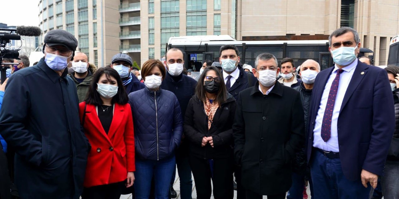 CHP’Lİ GÖKÇEN: “ÖĞRENCİLER HAKLARINI KULLANDIKLARI İÇİN HEDEF GÖSTERİLİP YARGILANDILAR”