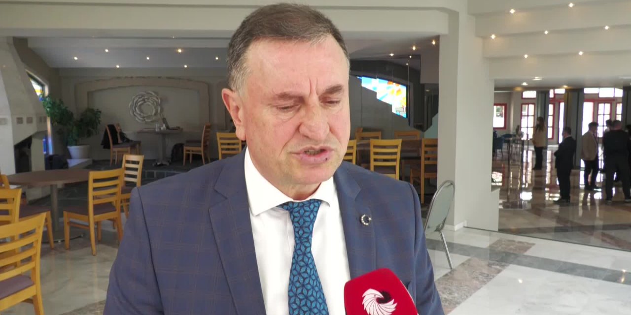 SAVAŞ'TAN HÜKÜMETE ATAMA TEPKİSİ: "11 BÜYÜK ŞEHRİ CHP'NİN ALMASININ İKTİDARI YENİ YAPTIRIMLARA SEVK ETTİĞİNİ DÜŞÜNÜYORUM"