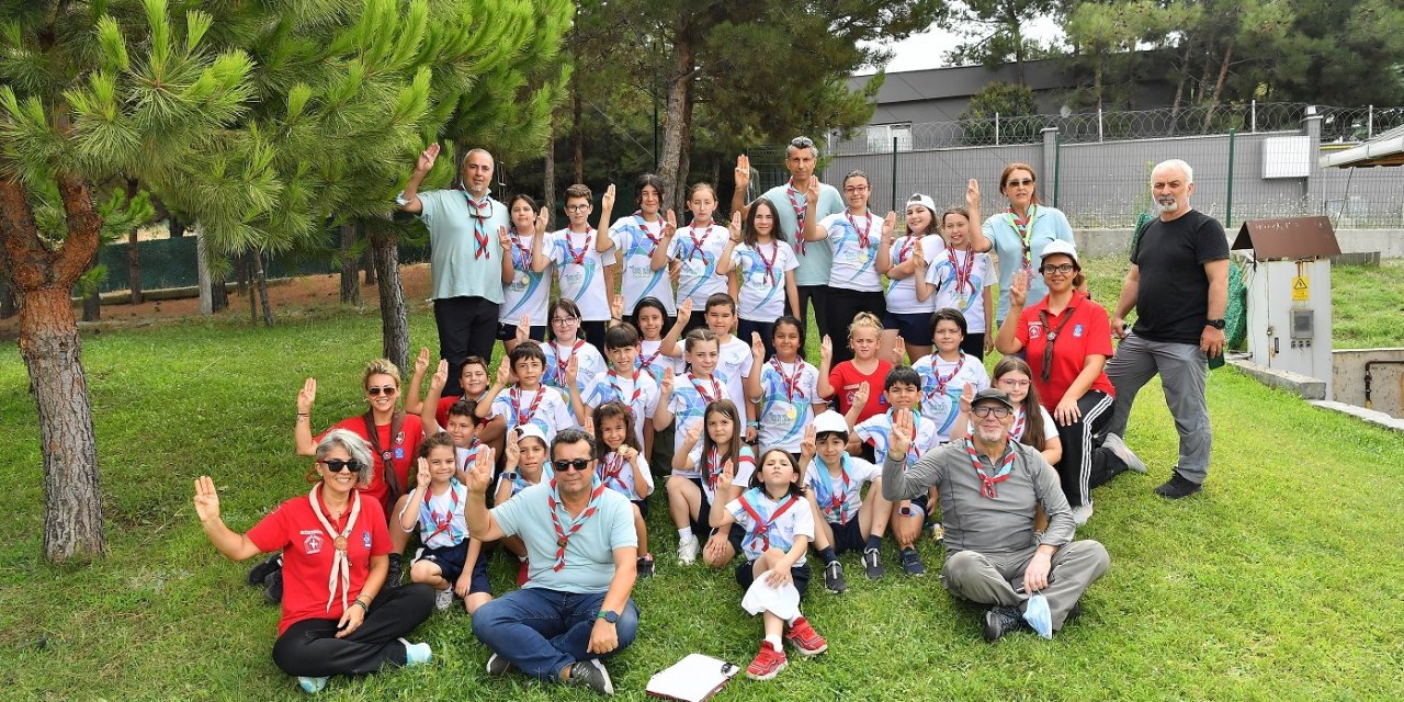 BEYLİKDÜZÜ BELEDİYESİ YAZ SPOR OKULU ÖĞRENCİLERİİZCİLİK YEMİNİ ETTİ