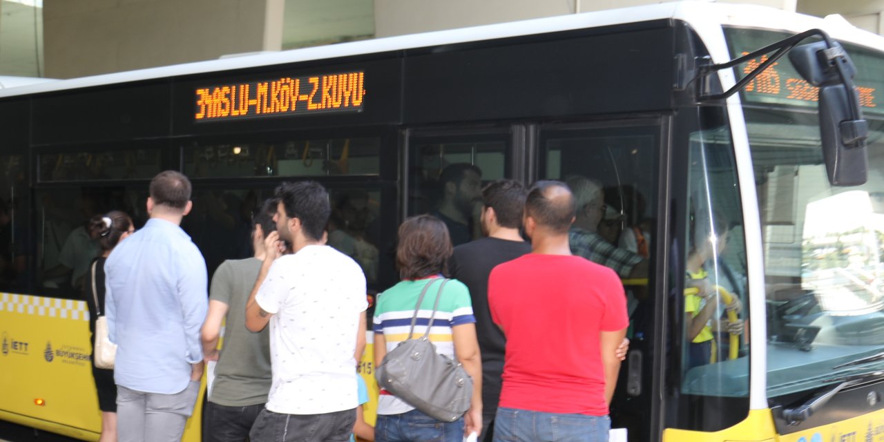 SAĞLIK EMEKÇİLERİ YIL SONUNA KADAR TOPLU TAŞIMA ARAÇLARINI ÜCRETSİZ KULLANACAK