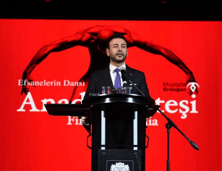 BEŞİKTAŞ’TA ANADOLU ATEŞİ ÖĞRETMENLER İÇİN SAHNE ALDI