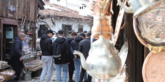 Eyüpsultanlı gençler Safranbolu'yu gezdi