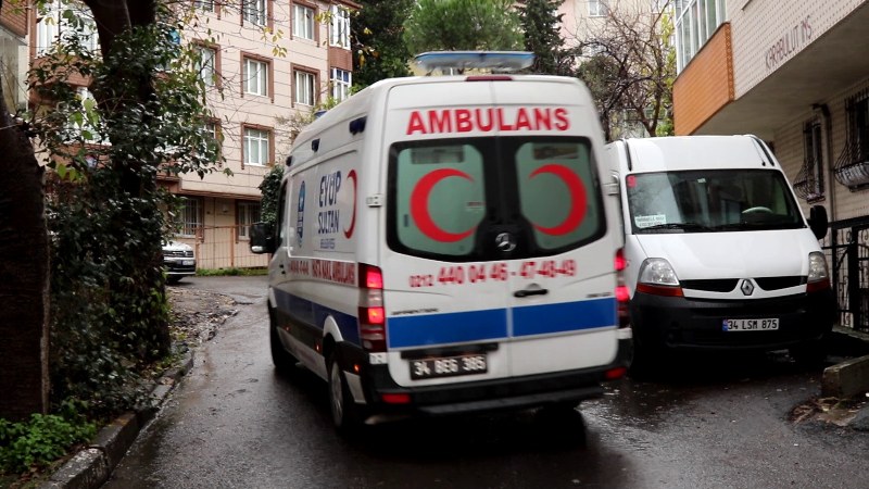 Eyüpsultan'da hasta nakil ambulans hizmeti