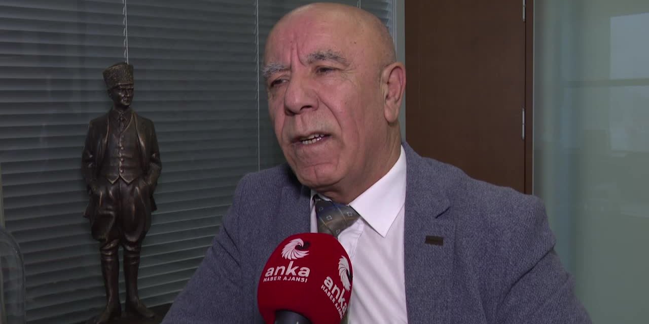 COVİD-19'UN 13 AYINI YAZDI: "İLERİDE TARİHE BİR NOT OLARAK DÜŞÜLÜR"