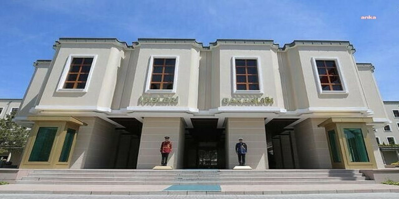 İÇİŞLERİ BAKANLIĞI, UÇAK SEYAHATLERİNDE PCR TESTİ ZORUNLULUĞUNUN SÜRDÜĞÜNÜ BİLDİRDİ