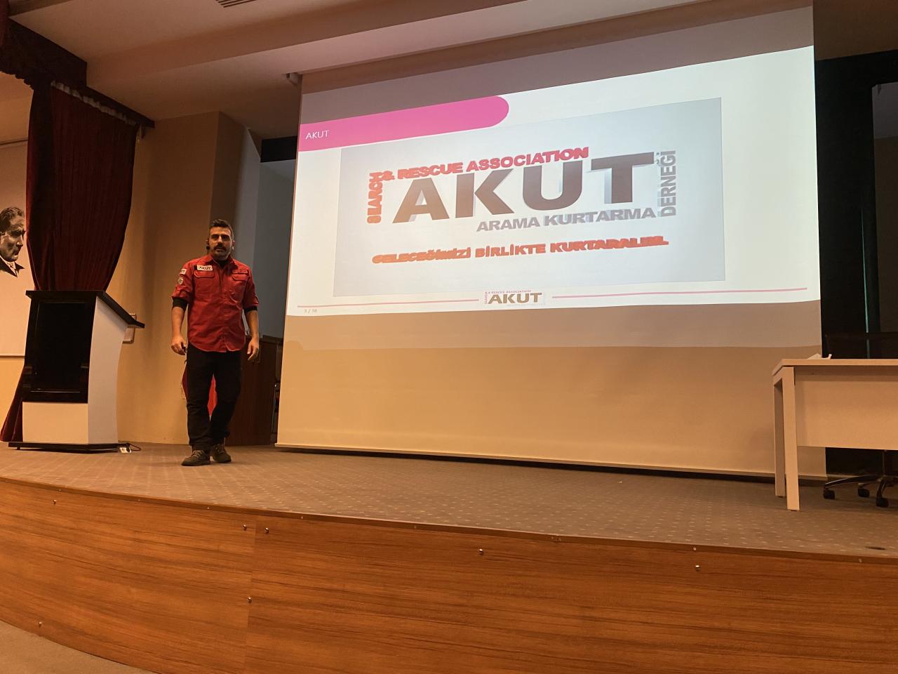 ATAŞEHİR BELEDİYESİ’DE DEPREM VE YANGIN TATBİKATI YAPILDI