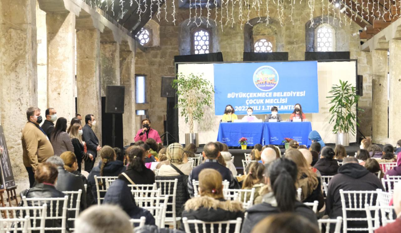 Büyükçekmece Belediyesi Çocuk Meclisi 2022’nin ilk toplantısını gerçekleştirdi