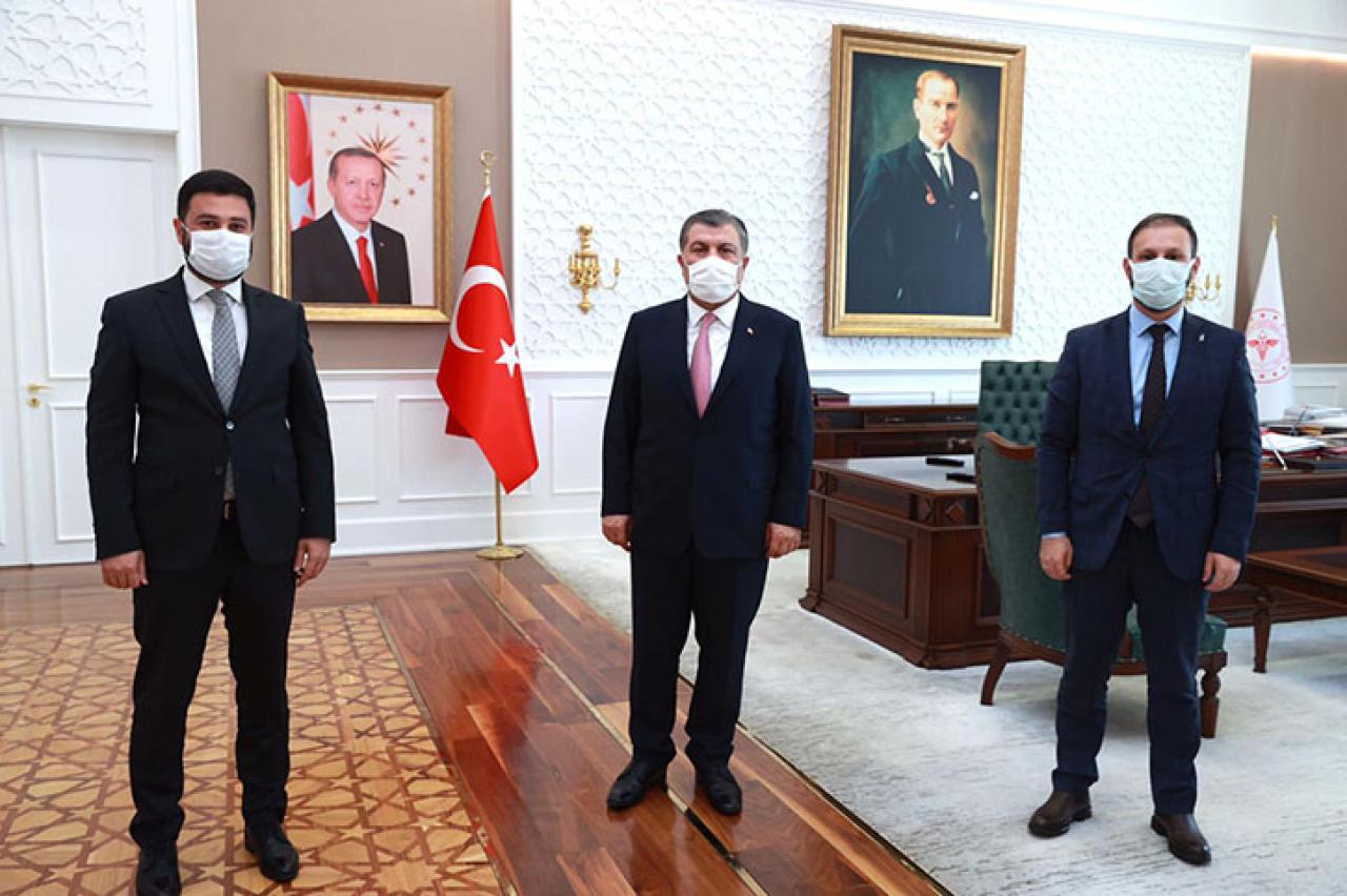 BAŞKAN ÖZTEKİN BAKAN FAHRETTİN KOCA İLE BİR ARAYA GELDİ