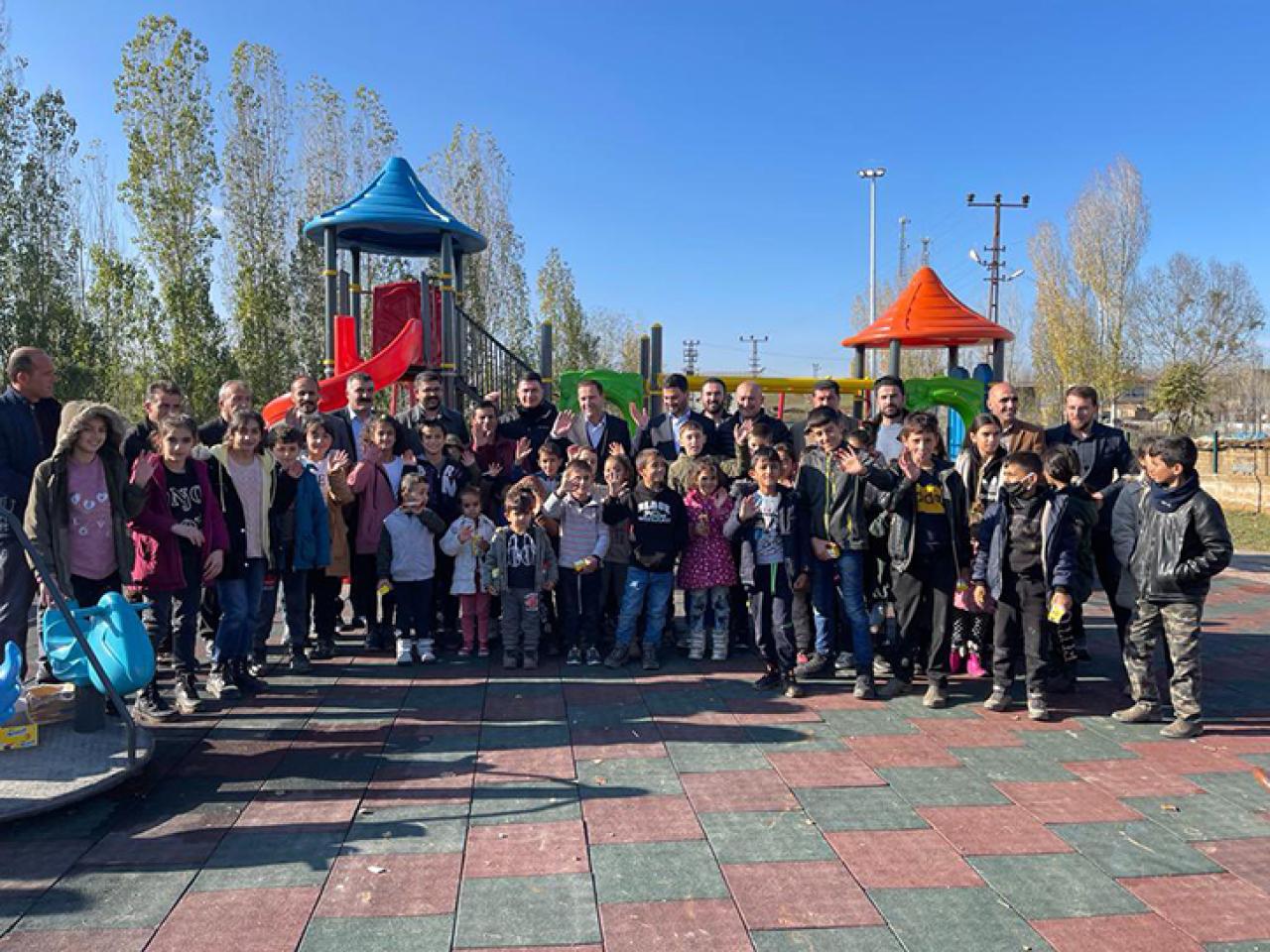 BAŞKAN ÖZTEKİN KARDEŞ BELEDİYELERİ ZİYARET ETTİ