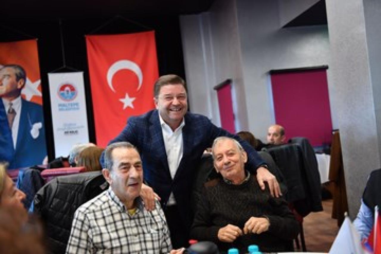 Asırlık çınarlar kahvaltıda buluştu