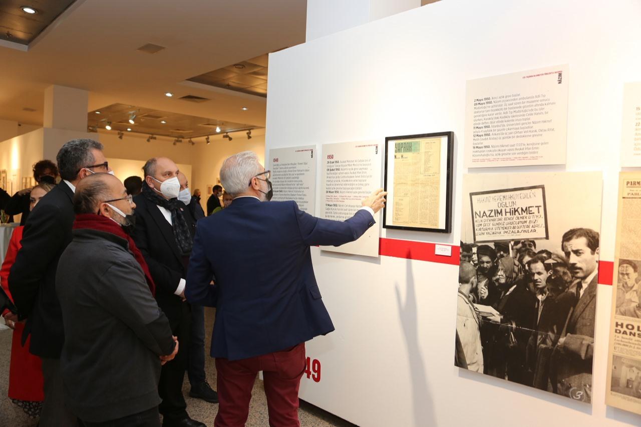 ‘BİLİNMEYEN YÖNLERİYLE BASINDA NÂZIM’ SERGİSİ SKSM’DE İZLEYİCİYLE BULUŞTU