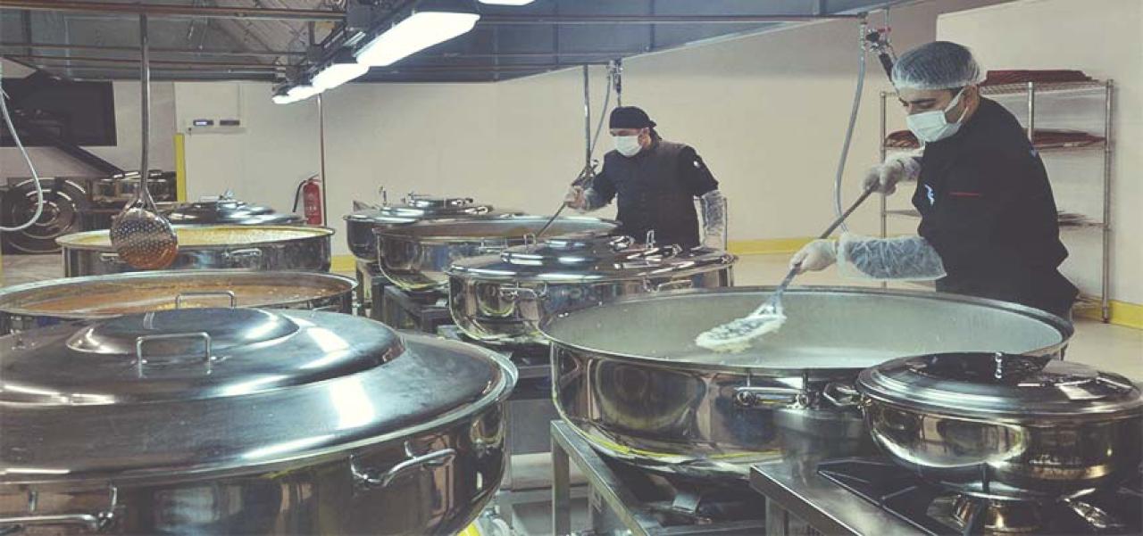 BEYLİKDÜZÜ MUTFAK’TAN İHTİYAÇ SAHİPLERİNE SICAK YEMEK