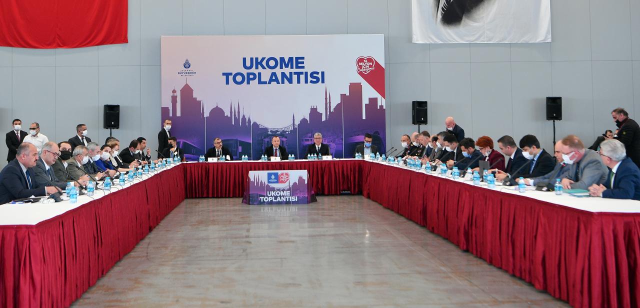 TAKSİLER PARALI GEÇİŞLERDE TEK YÖNDE ÜCRET ALABİLECEK