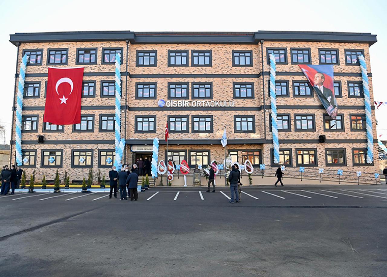 Tuzla’da Okul Yatırımları Devam Ediyor