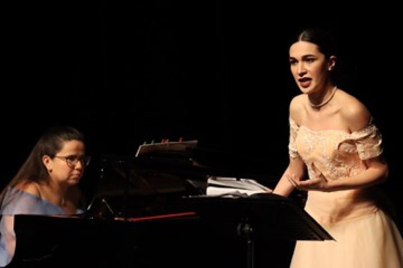 Maltepe’ye bahar ‘kadınlar ve şiirle’ geldi