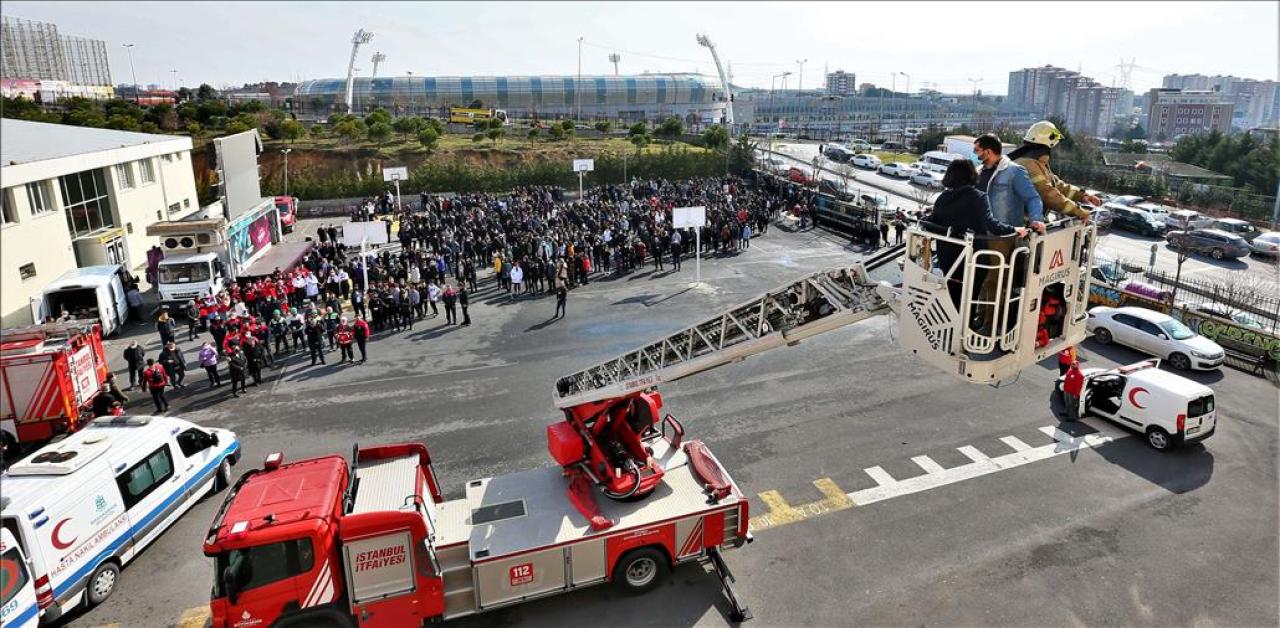BAŞAKŞEHİR’DE DEPREM VE TAHLİYE TATBİKATI