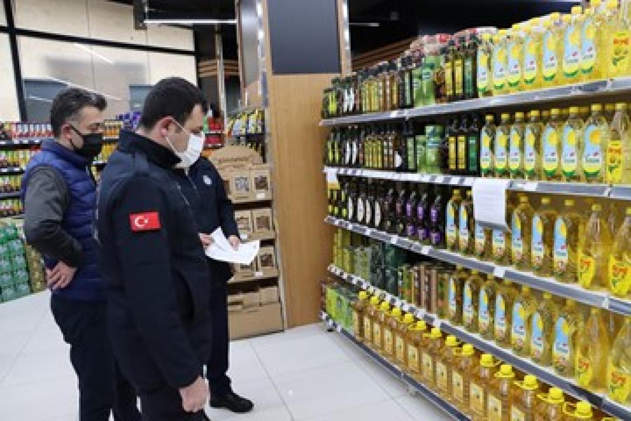 Maltepe’de marketlerde yağ denetimi