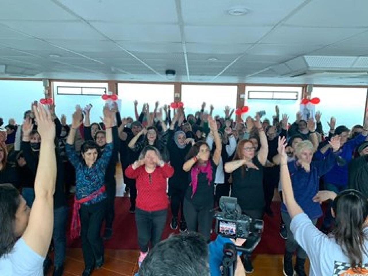 Maltepeli kadınlardan ‘Adalar’a çıkarma