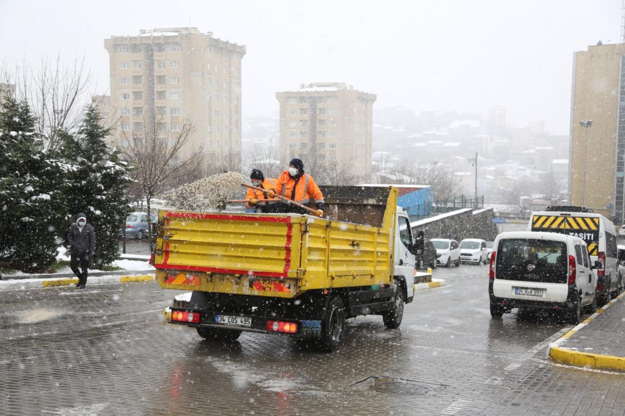 1489 PERSONEL, 329 ARAÇ KARLA MÜCADELE İÇİN SAHADA