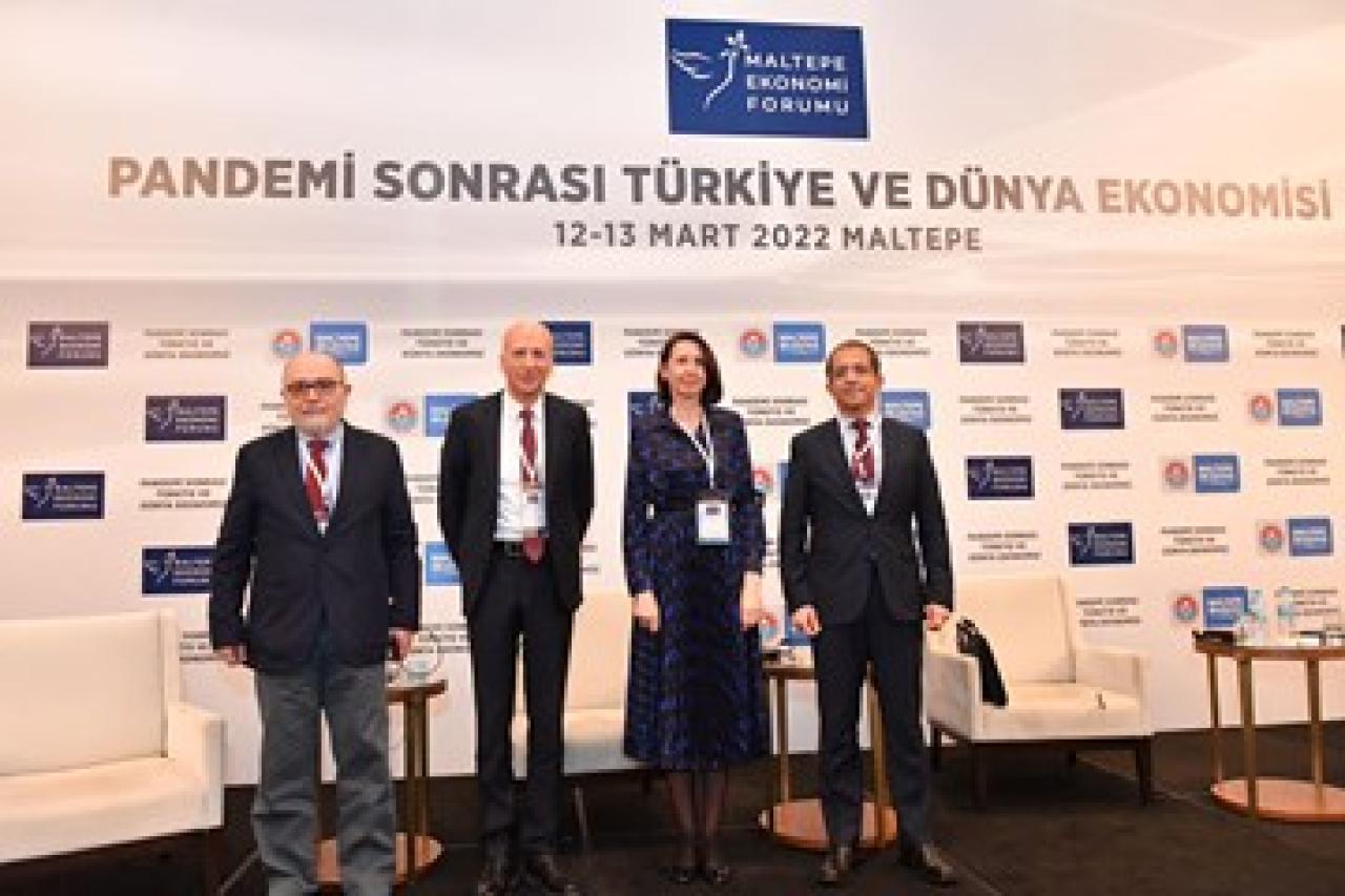Ekonomi Forumu’nda ‘Bağımsız Merkez Bankası’ vurgusu