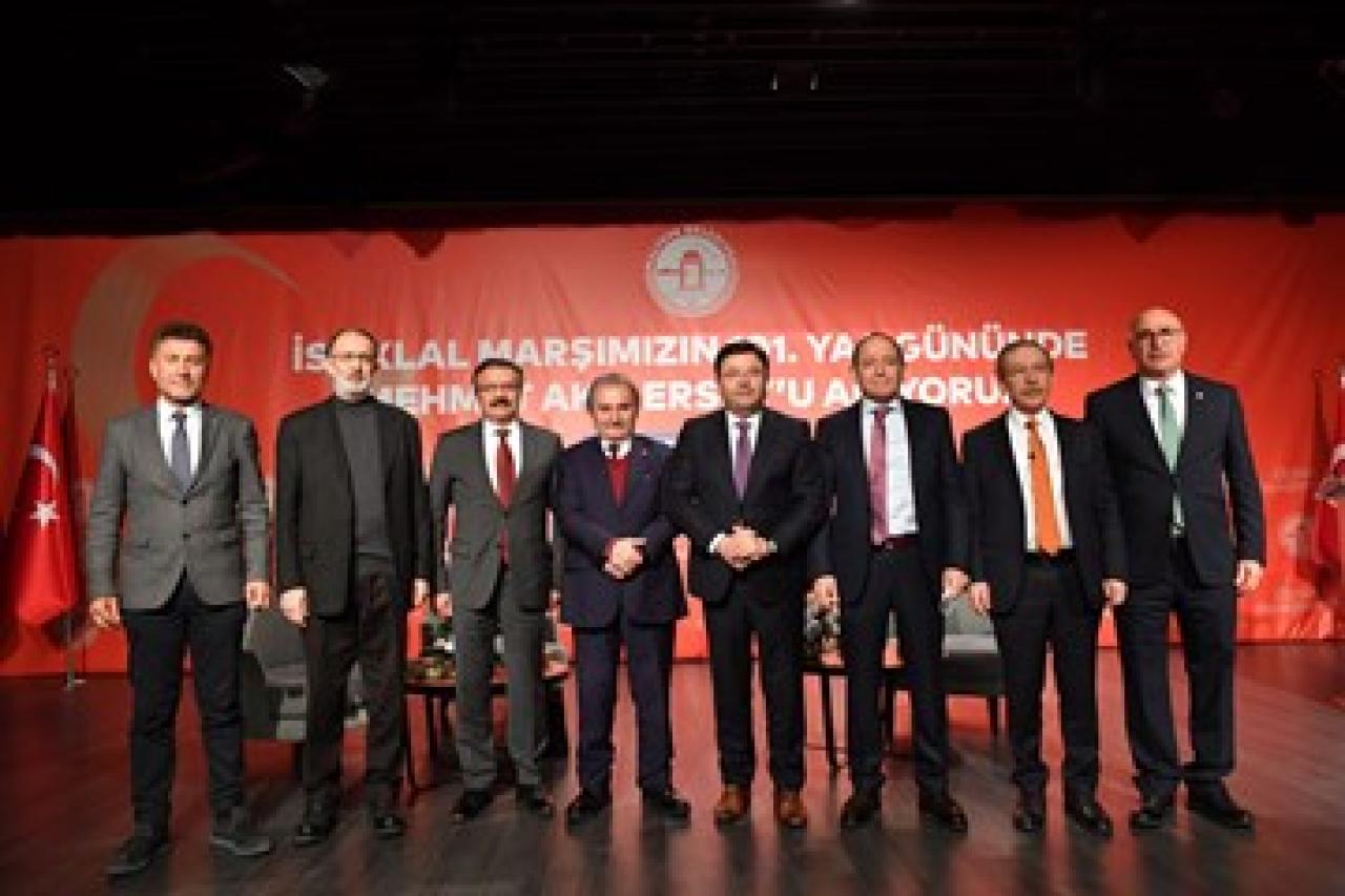 İSTİKLAL MARŞI'NIN 101. YAŞ GÜNÜNDE MEHMET AKİF'İ ANDIK