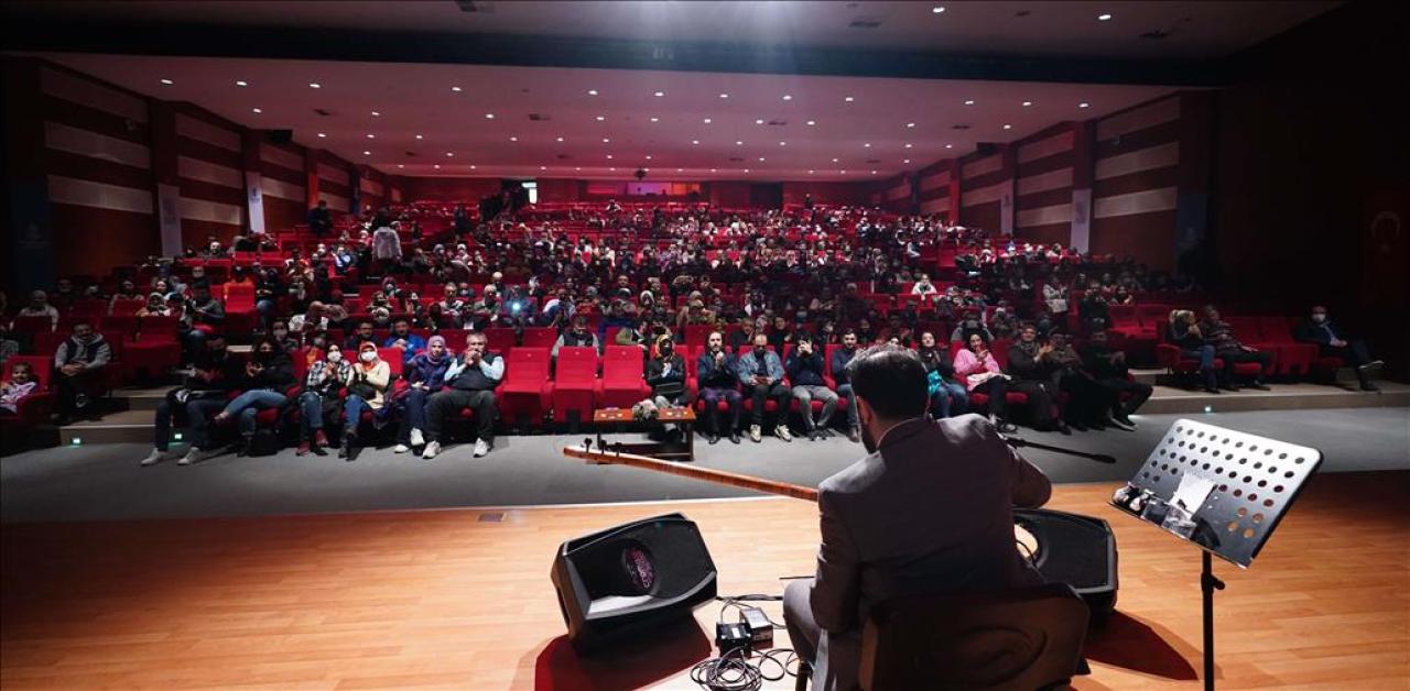 BAŞAKŞEHİR’DE BAĞLAMANIN TELLERİ YÜREKLERİ TİTRETTİ